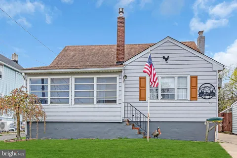 22 Hart Street, Sayreville, NJ MLS: NJMX2009072