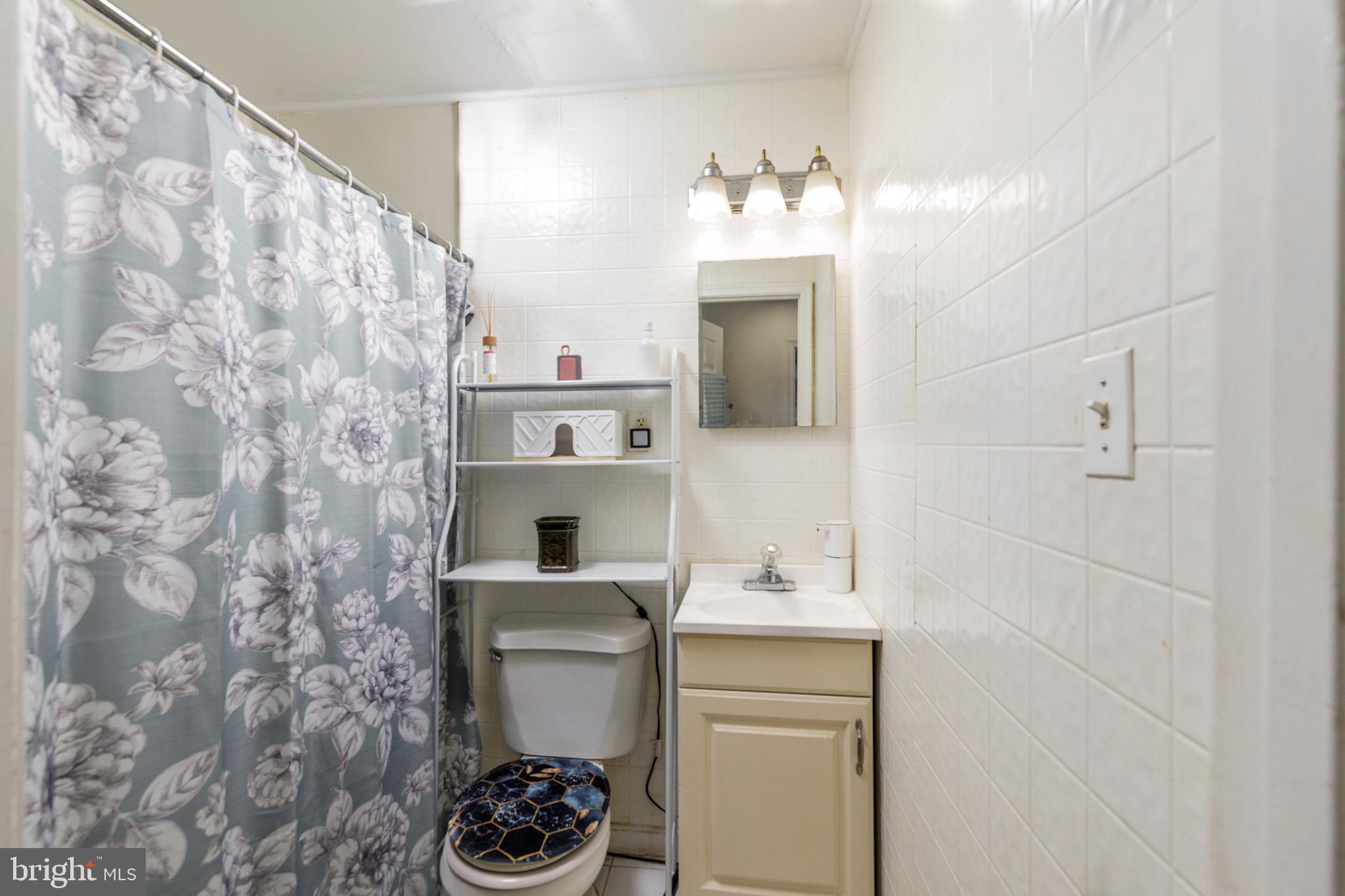 HILLENDALE ESTATES - Residential