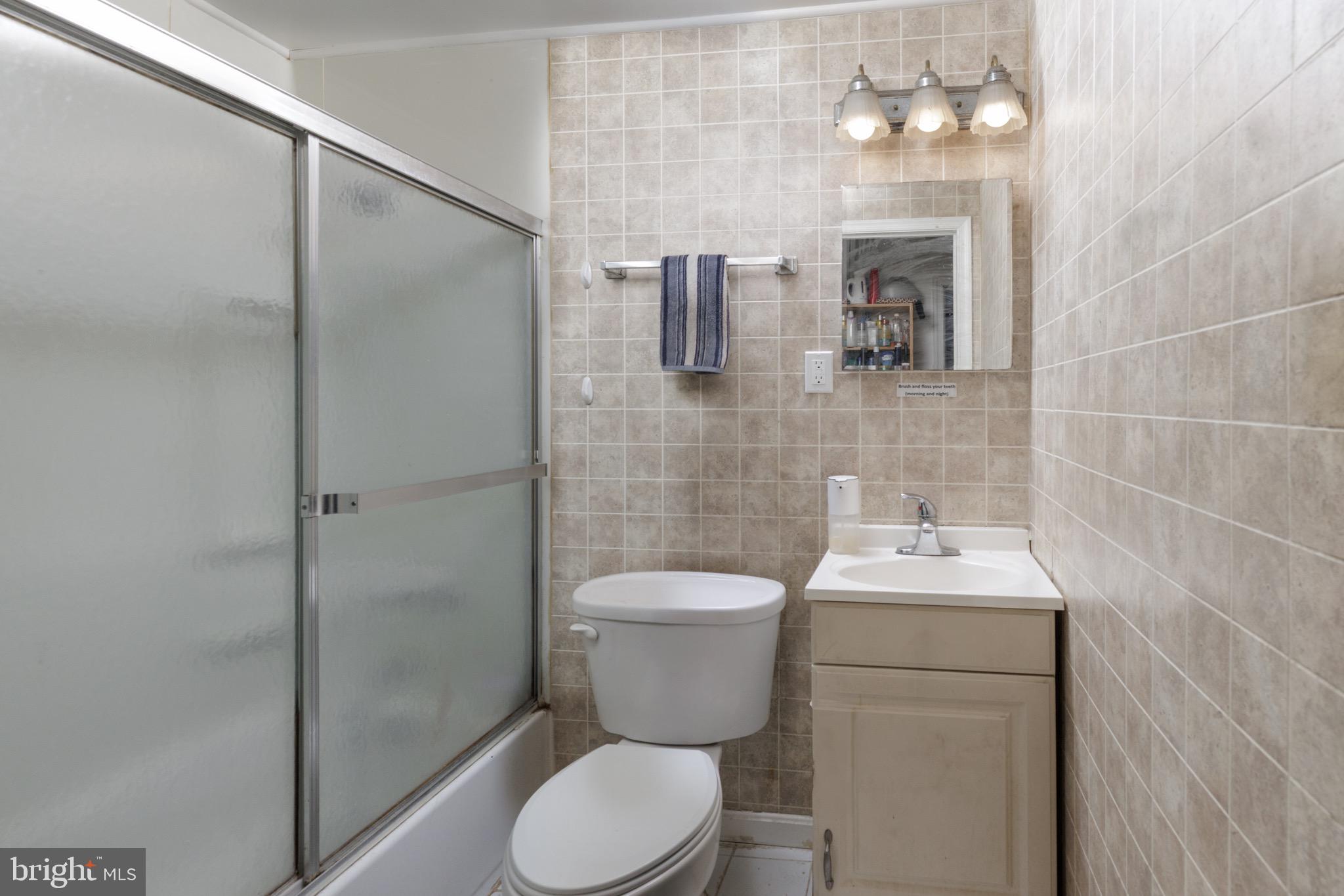 HILLENDALE ESTATES - Residential