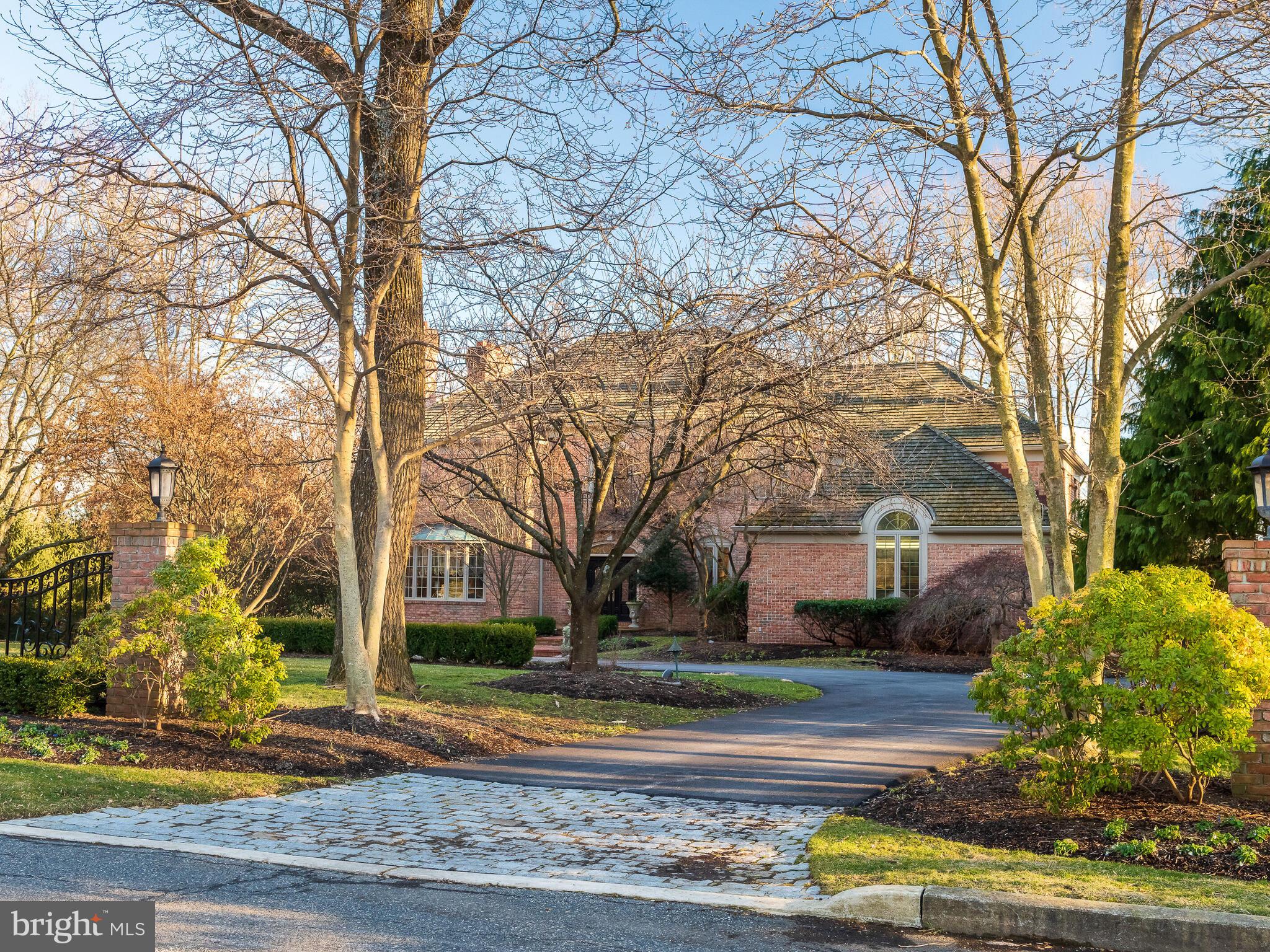 SPRINGTON POINTE - Residential