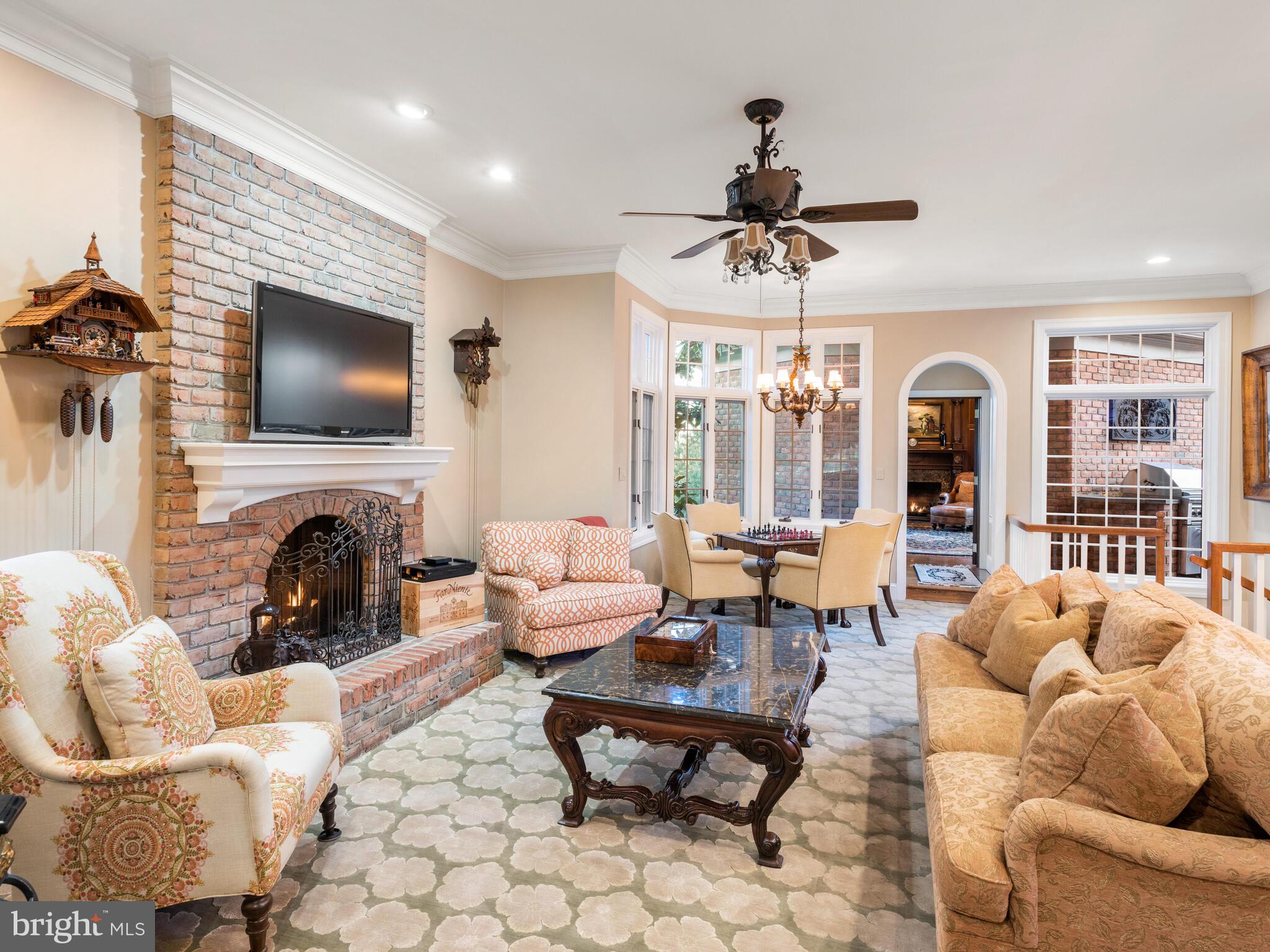 SPRINGTON POINTE - Residential