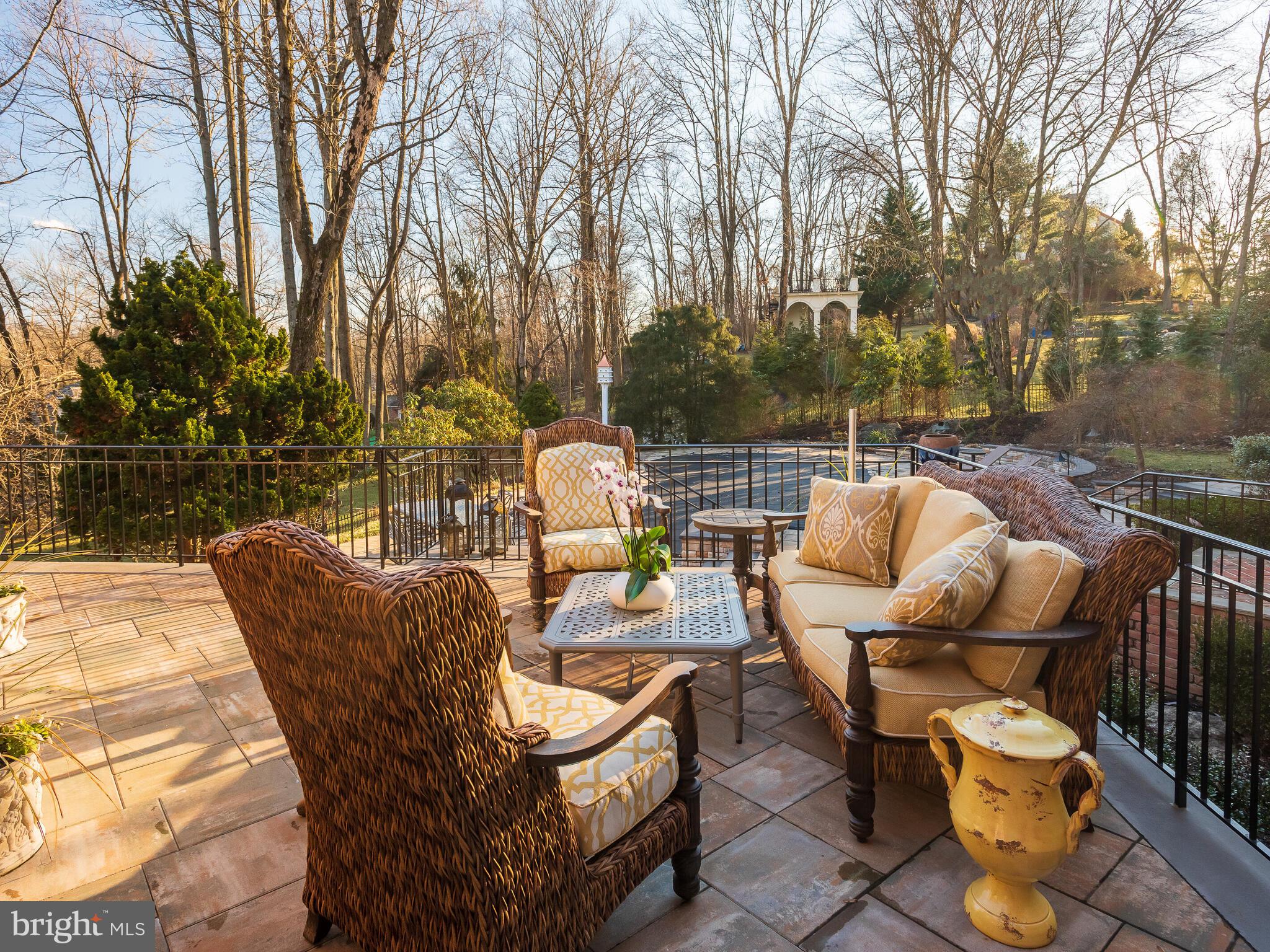 SPRINGTON POINTE - Residential