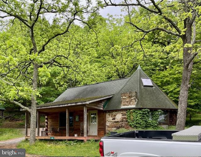 219 FOX SQUIRREL LANE