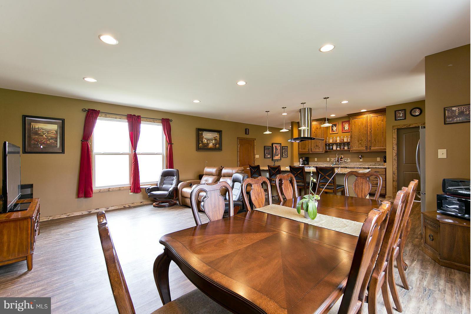 CHIMNEY HILL ESTATES - Residential