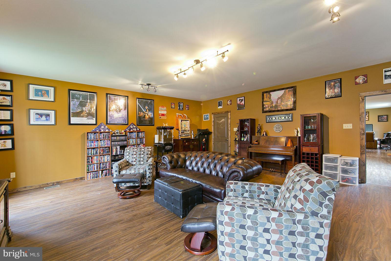 CHIMNEY HILL ESTATES - Residential