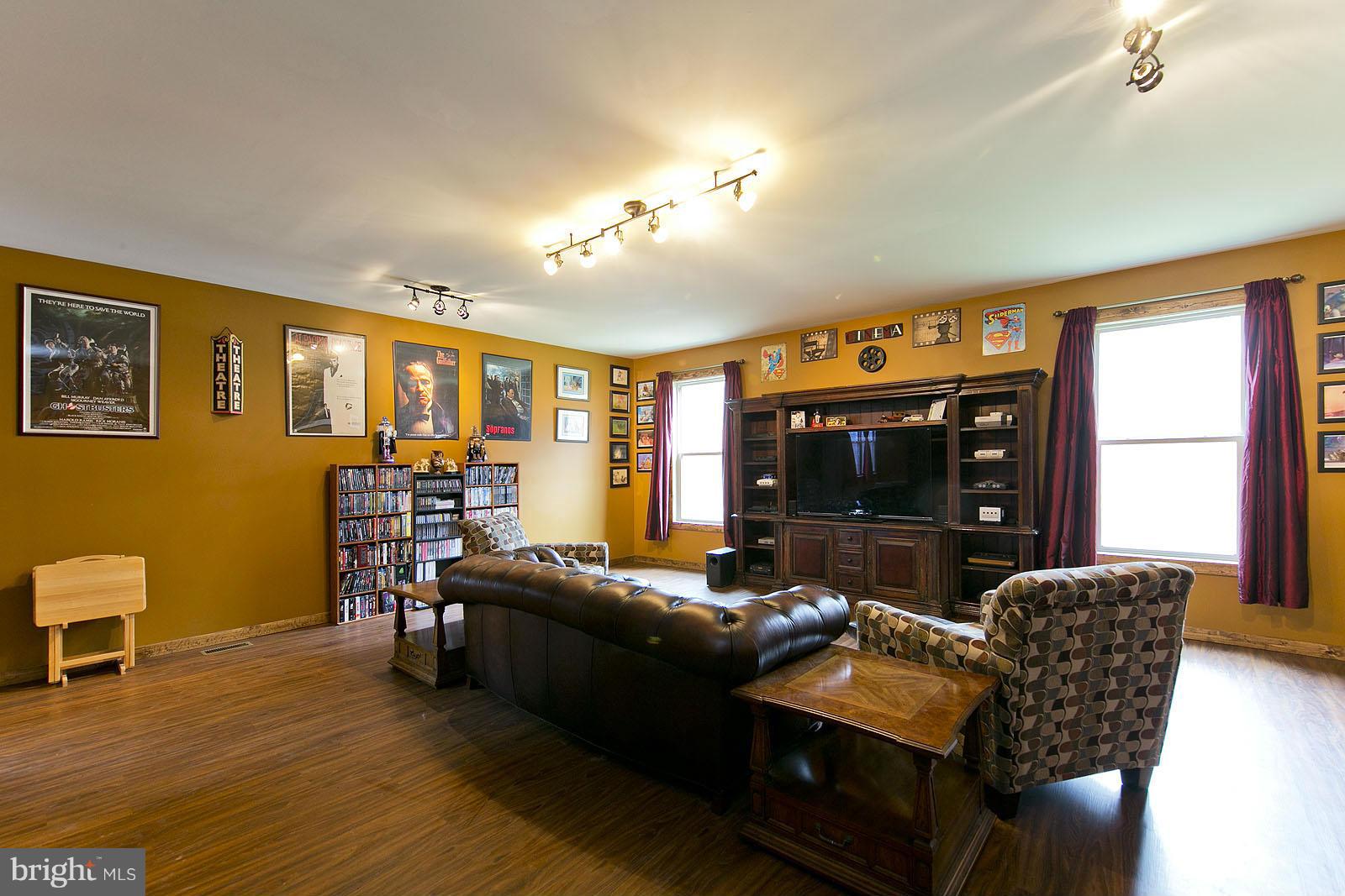 CHIMNEY HILL ESTATES - Residential