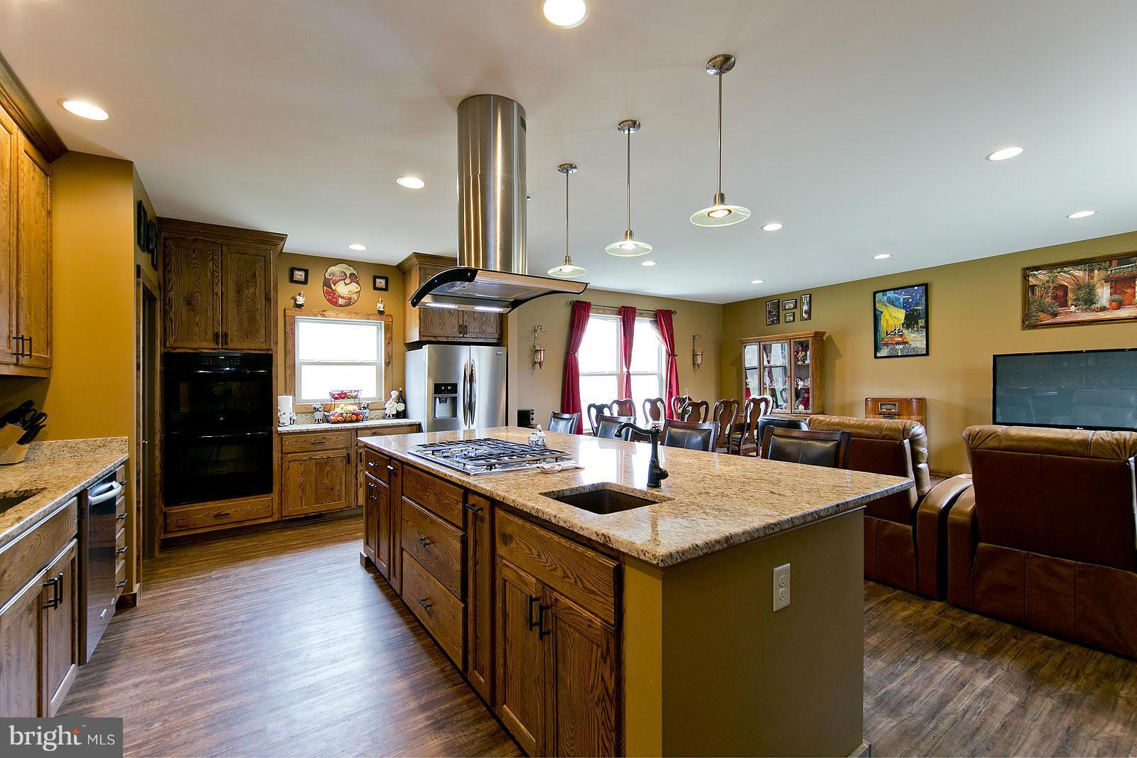 CHIMNEY HILL ESTATES - Residential