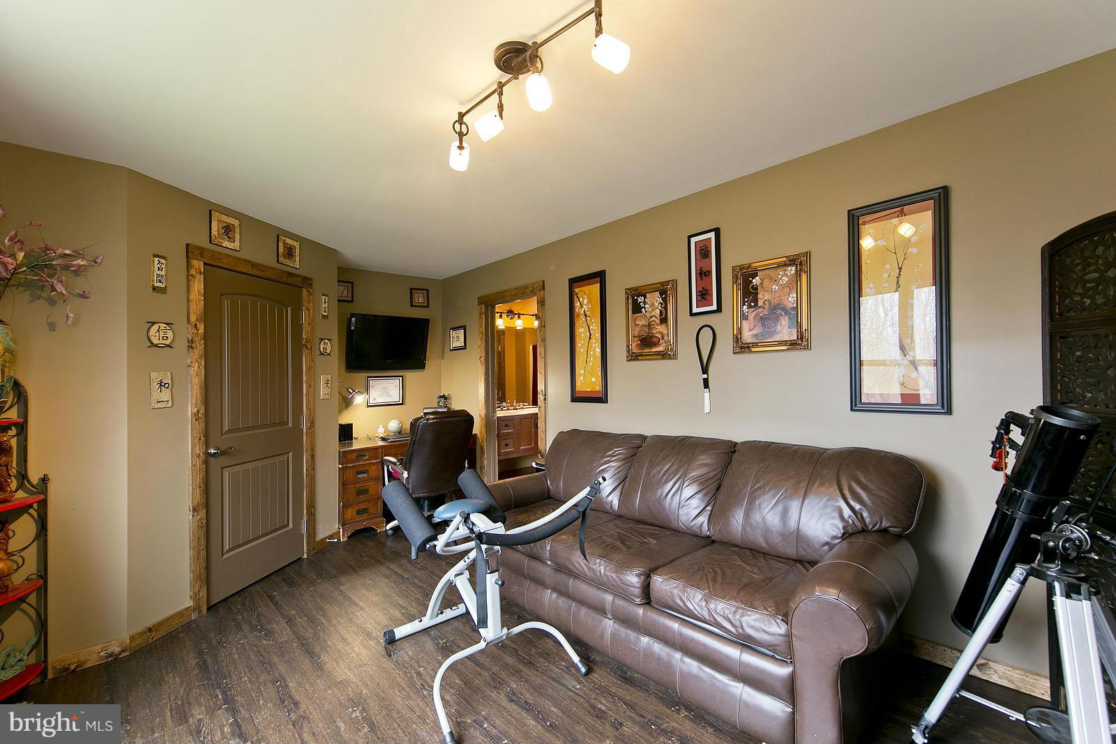 CHIMNEY HILL ESTATES - Residential