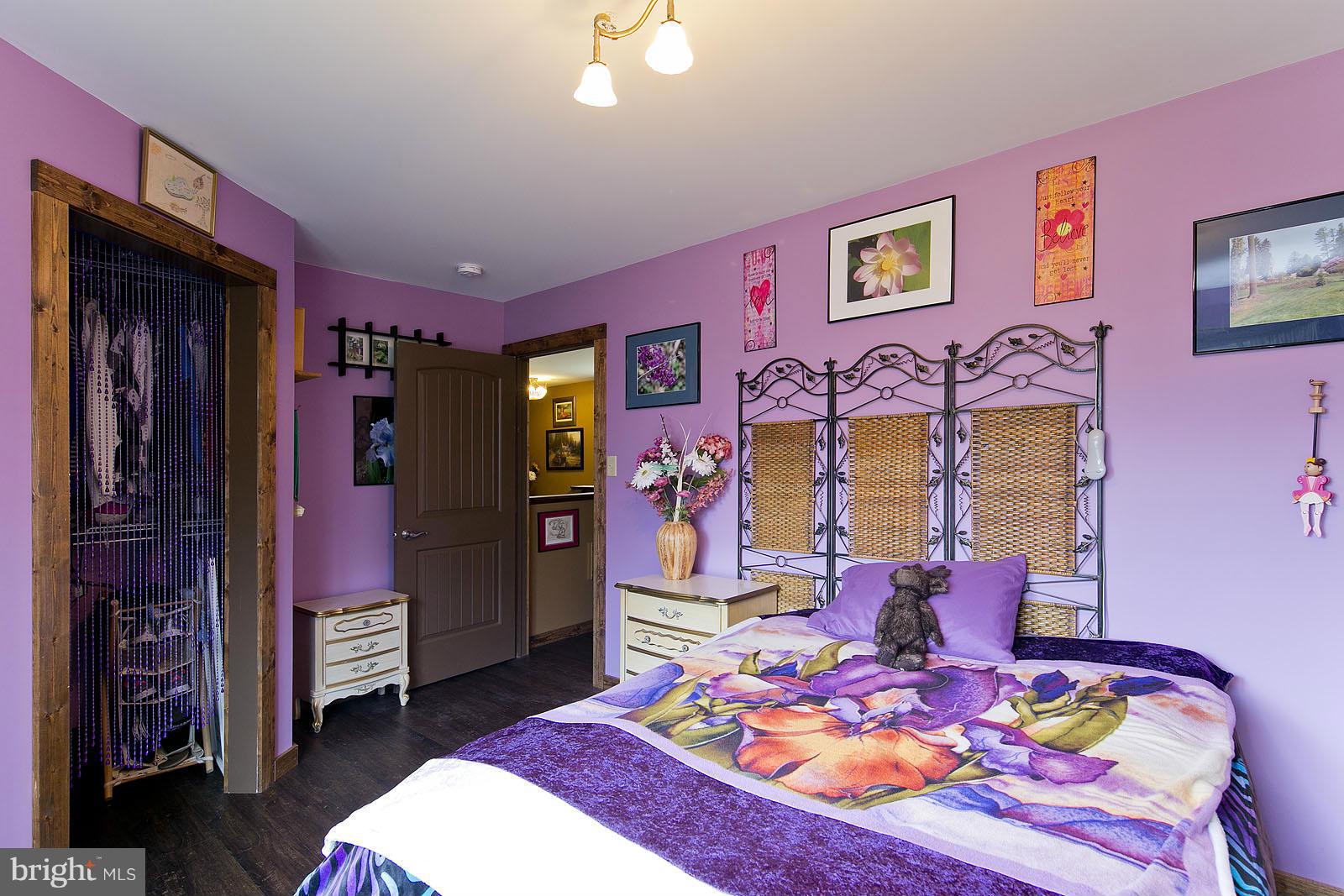 CHIMNEY HILL ESTATES - Residential