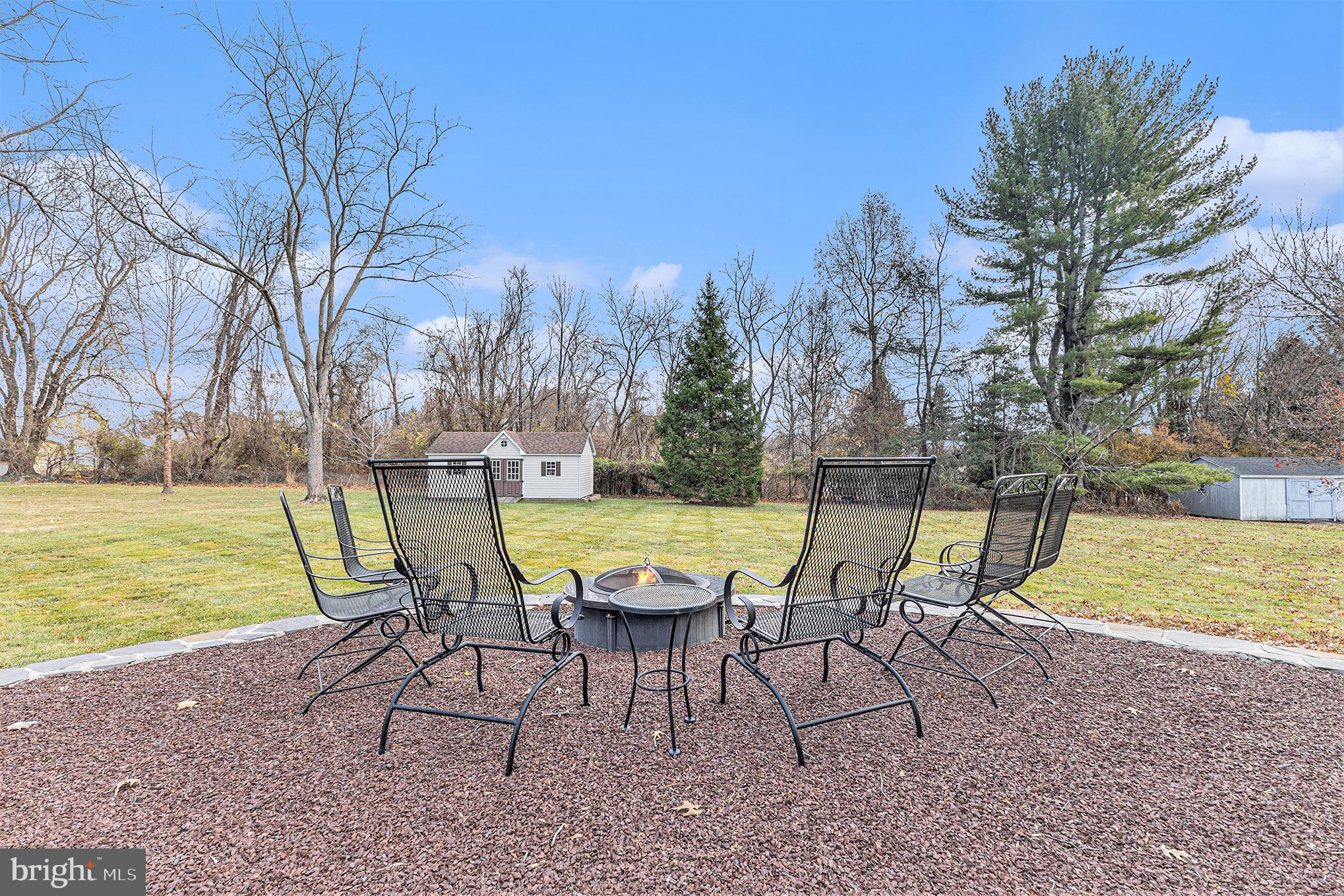 FORT WASHINGTON - Residential