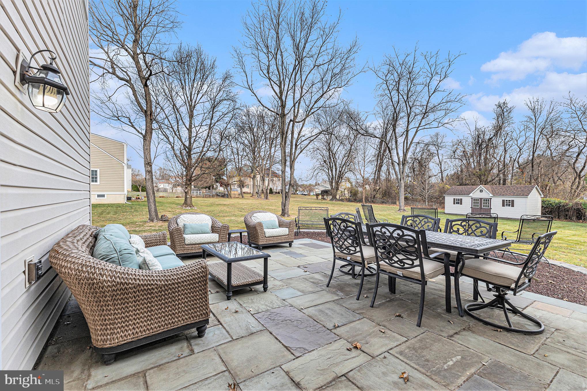 FORT WASHINGTON - Residential