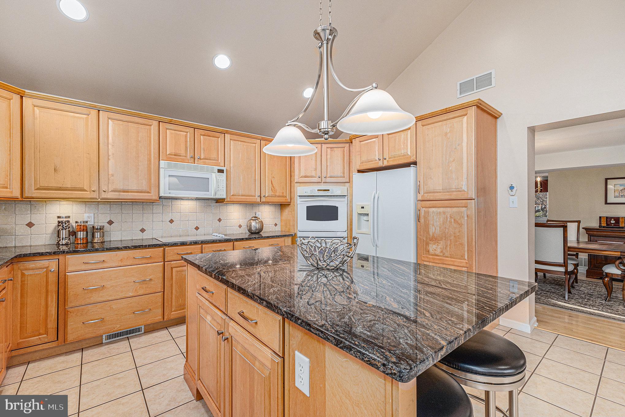 FORT WASHINGTON - Residential