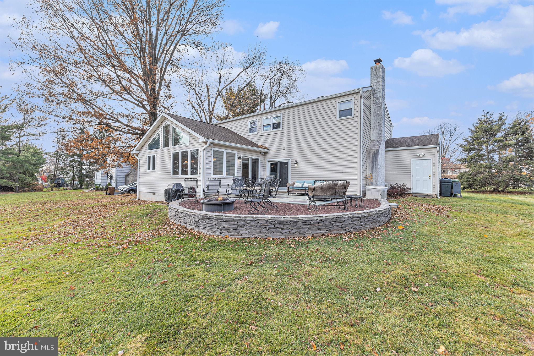 FORT WASHINGTON - Residential