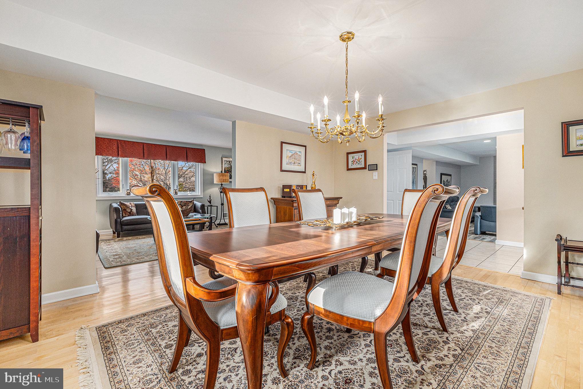 FORT WASHINGTON - Residential