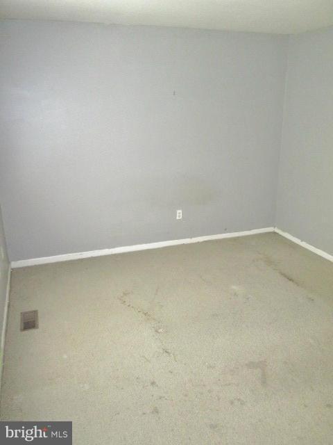 DARTMOUTH GLEN - Residential