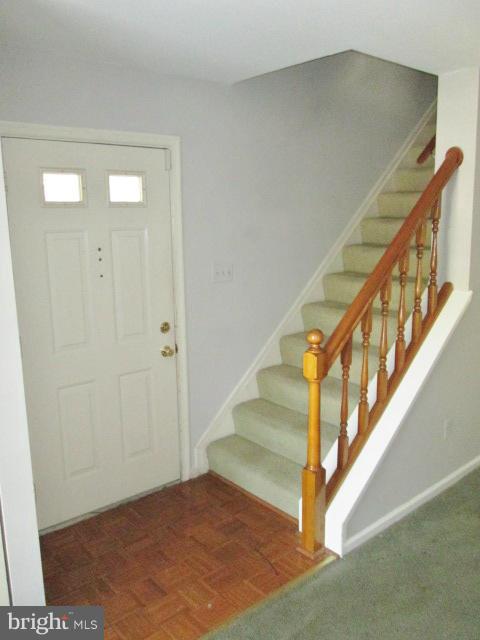 DARTMOUTH GLEN - Residential