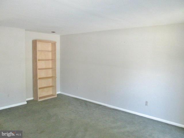 DARTMOUTH GLEN - Residential