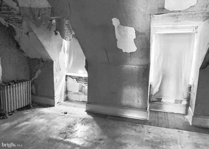 WALNUT HILL - Residential