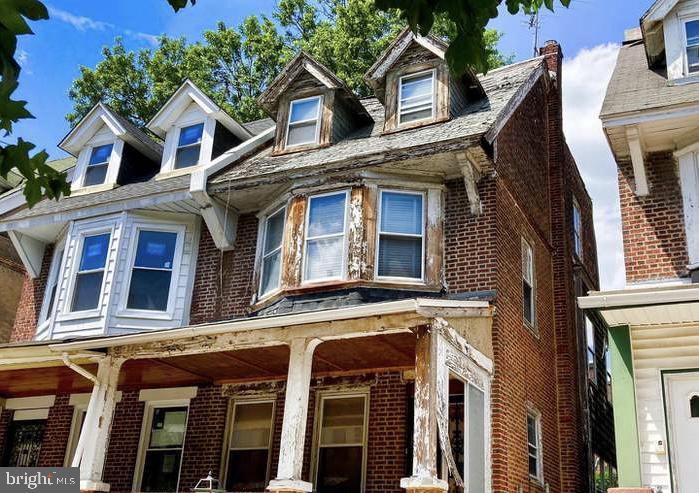 WALNUT HILL - Residential