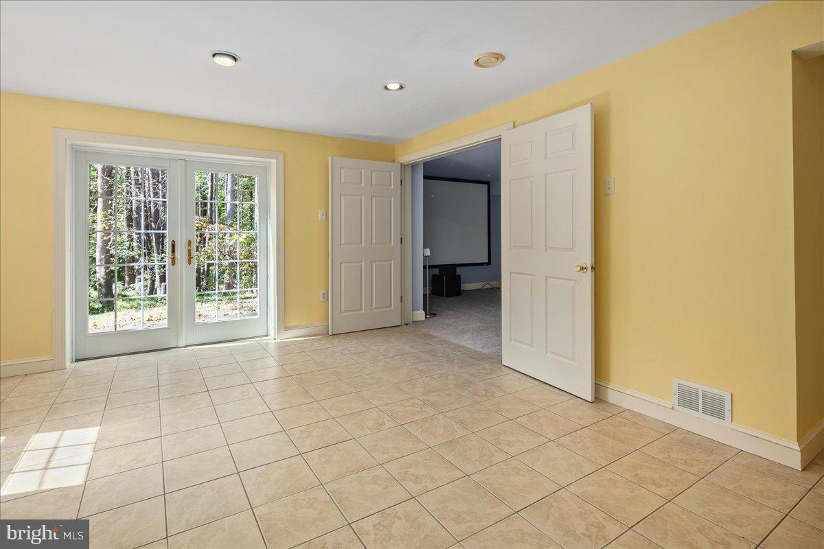 REDLAC FOREST - Residential