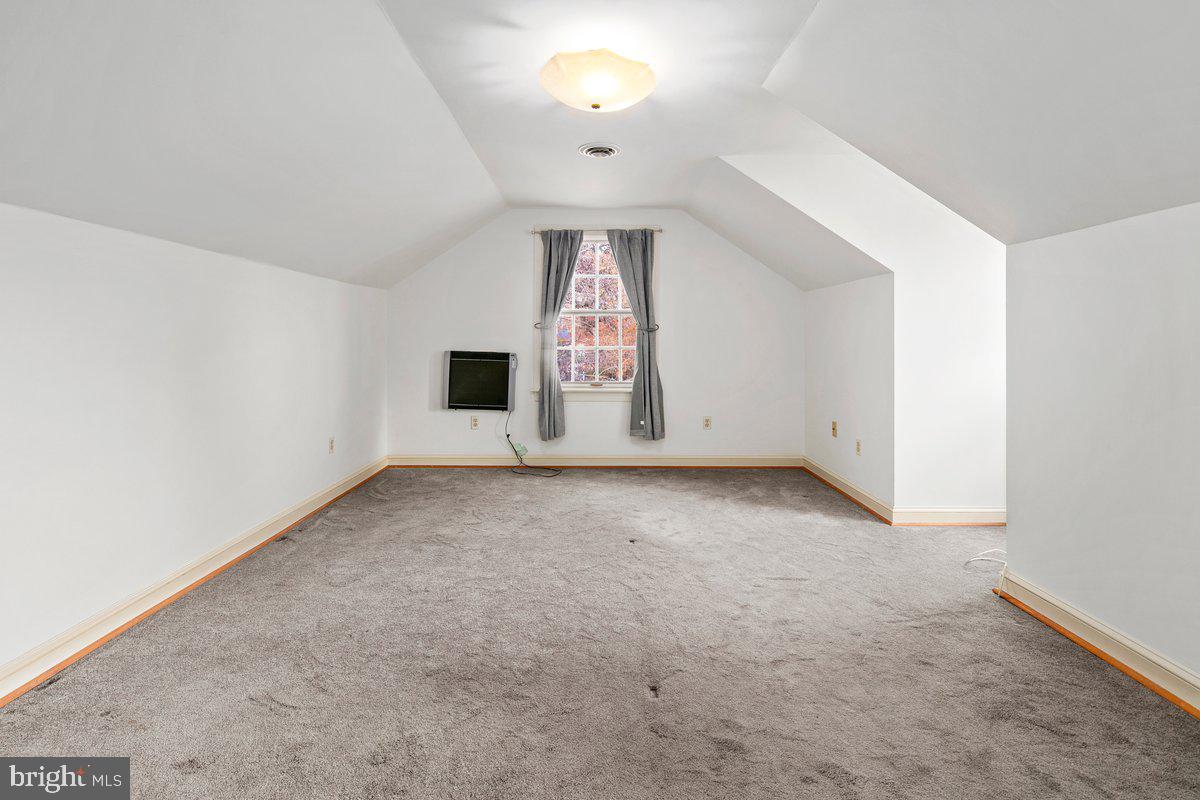 REDLAC FOREST - Residential