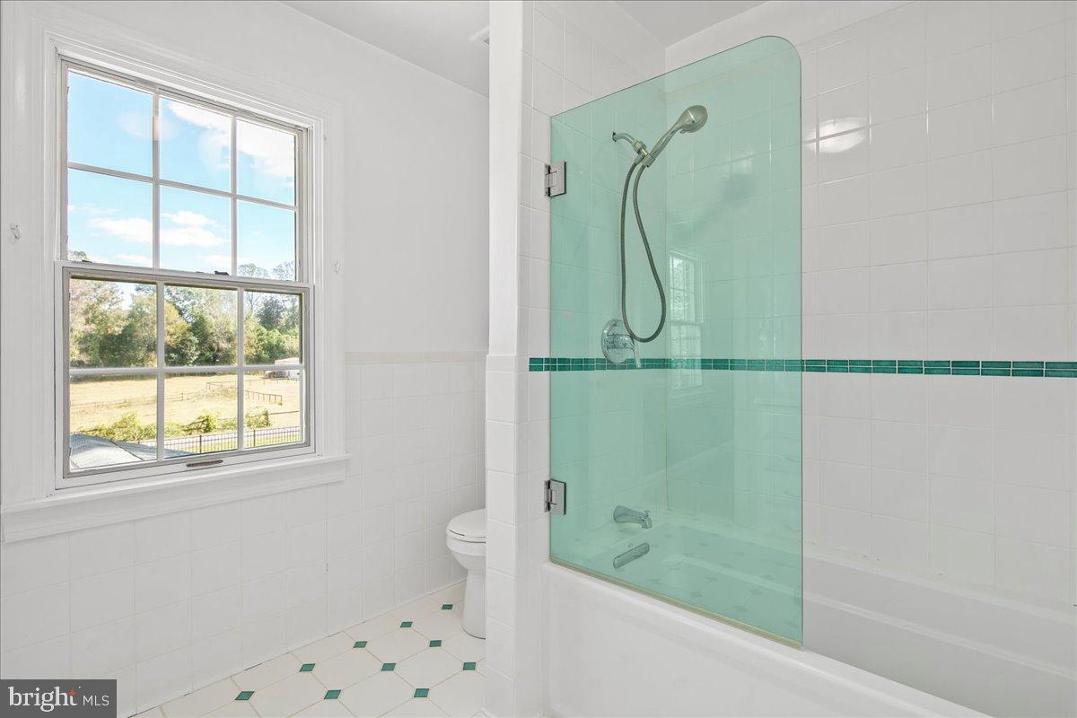 REDLAC FOREST - Residential