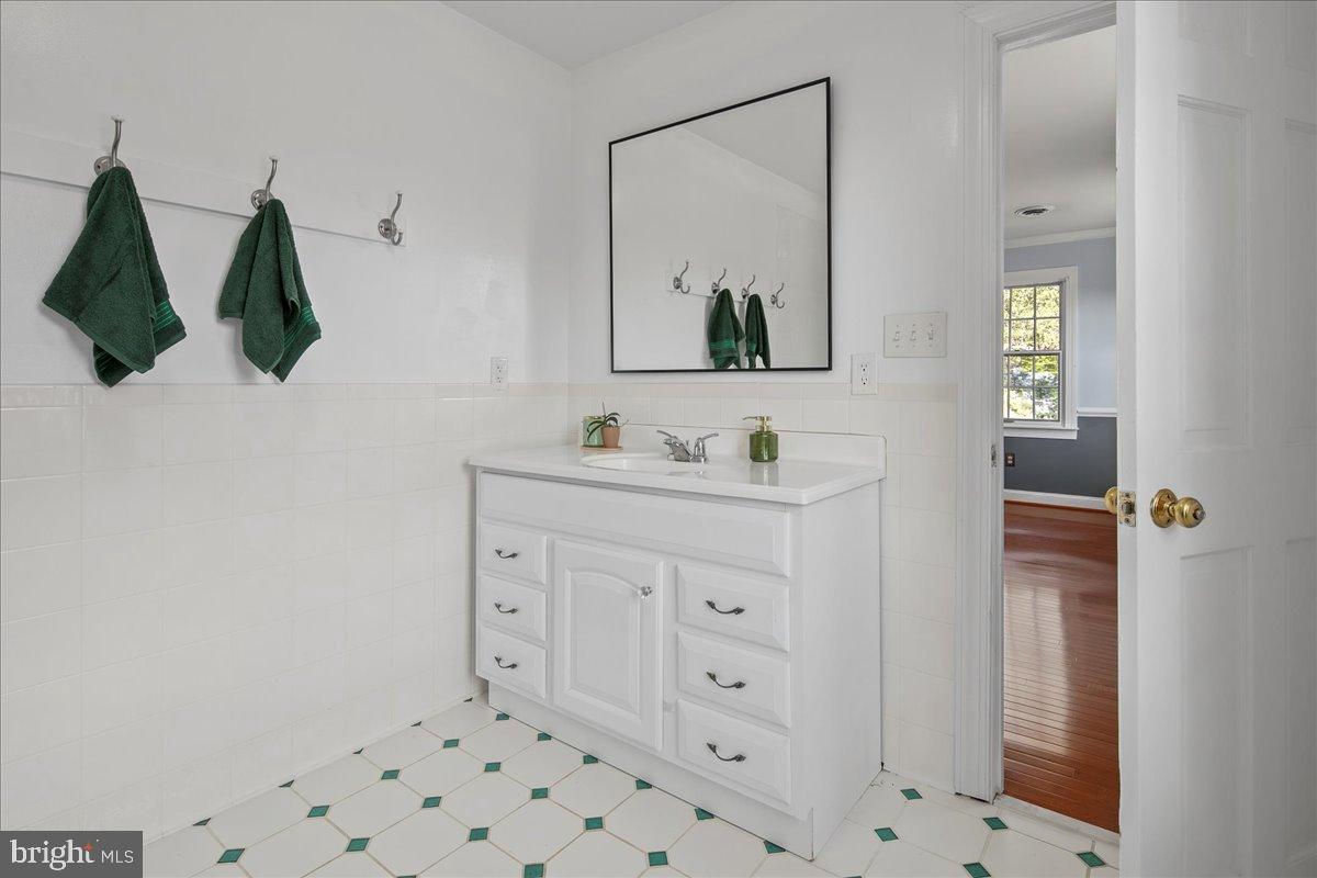 REDLAC FOREST - Residential