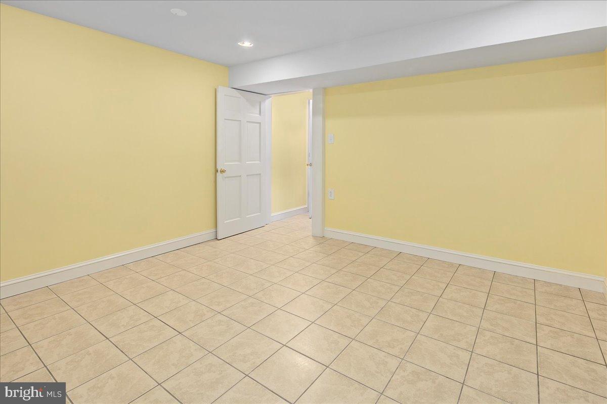 REDLAC FOREST - Residential