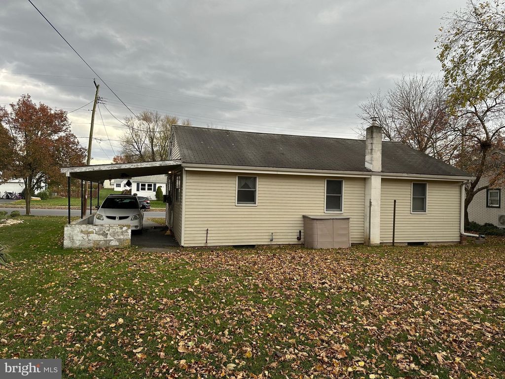 Photo of 717 W Oak Street, PALMYRA, PA 17078 (MLS # PALN2023690)