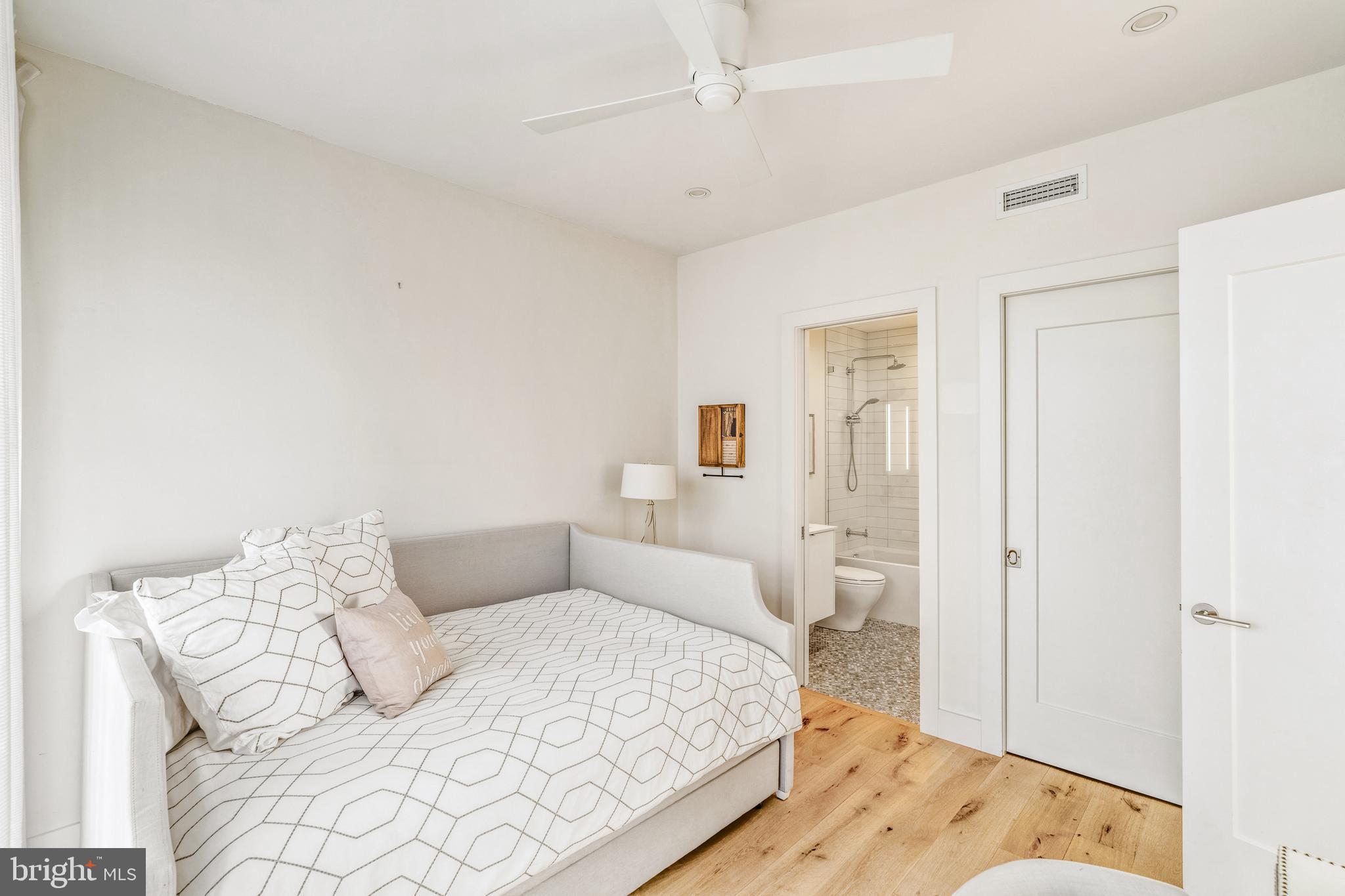 FITLER SQUARE - Residential