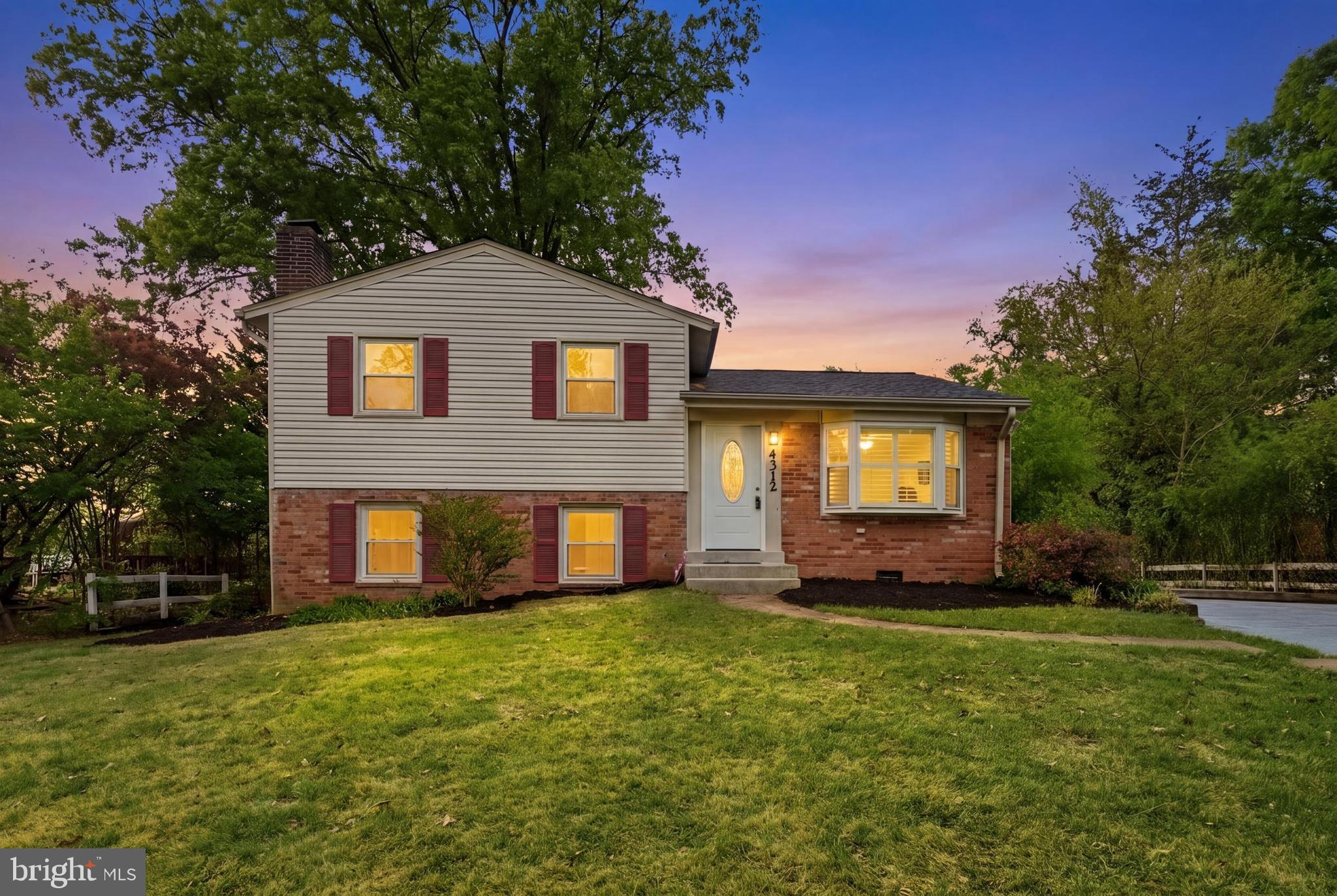 BROOKFIELD - Residential