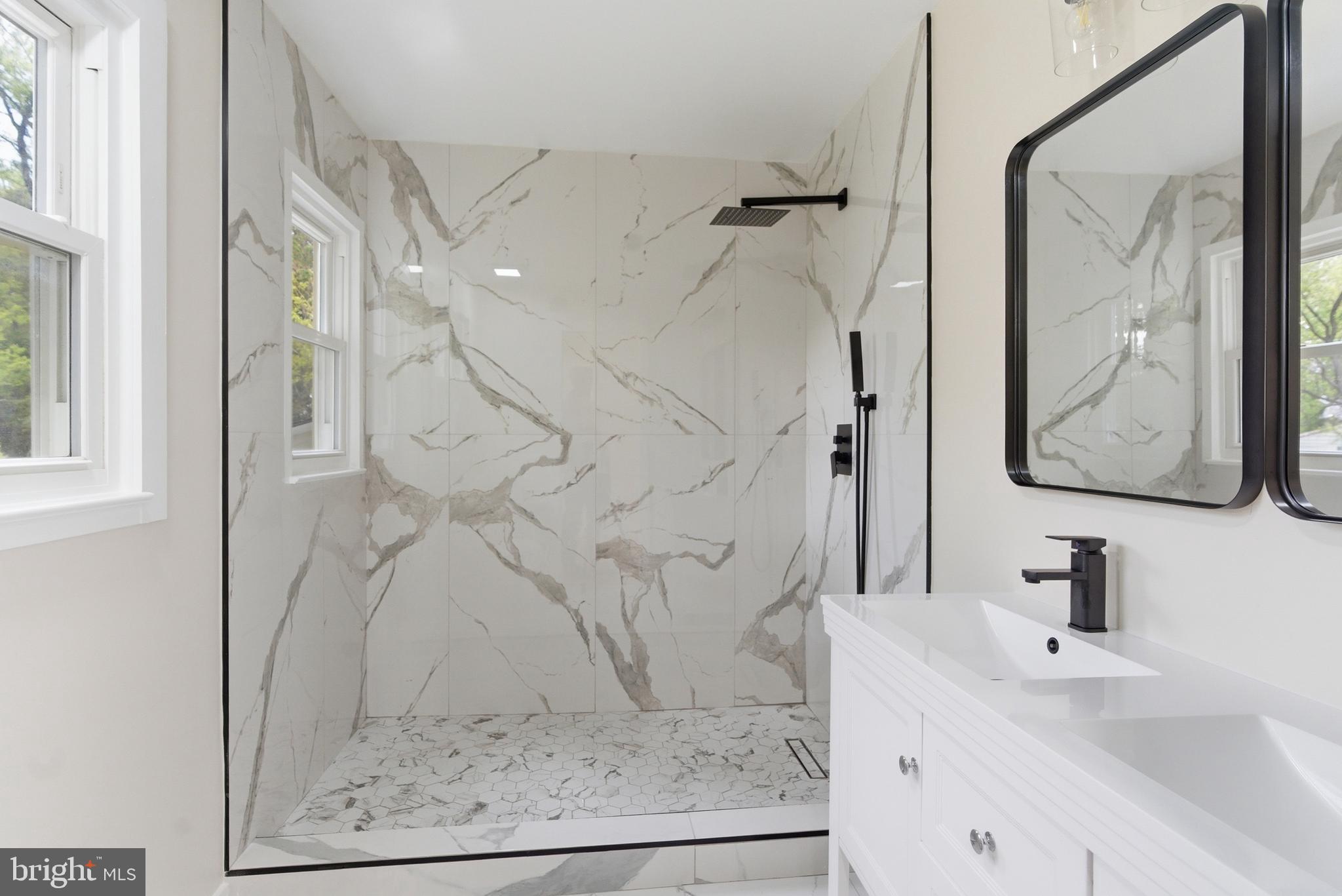 BROOKFIELD - Residential