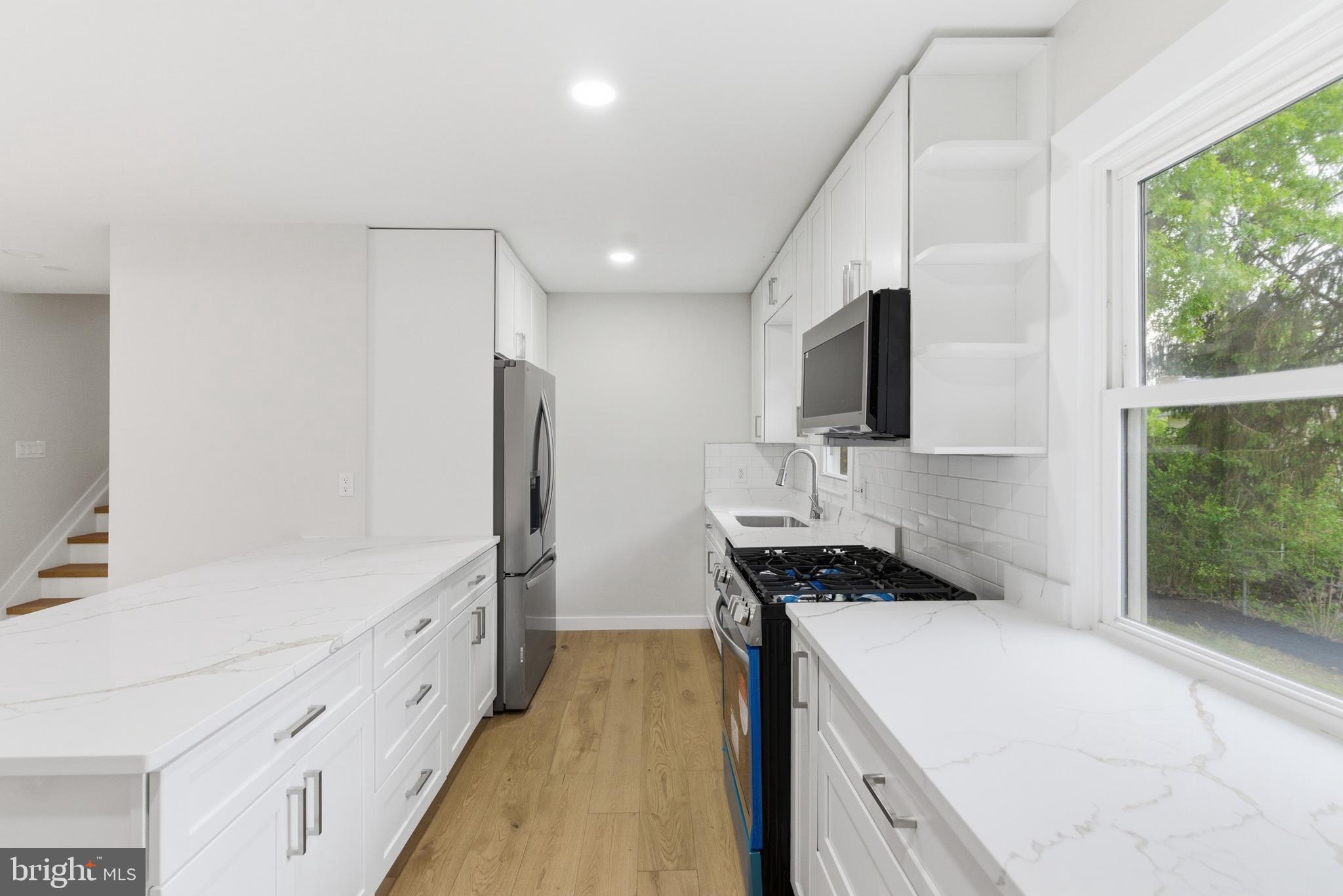 BROOKFIELD - Residential