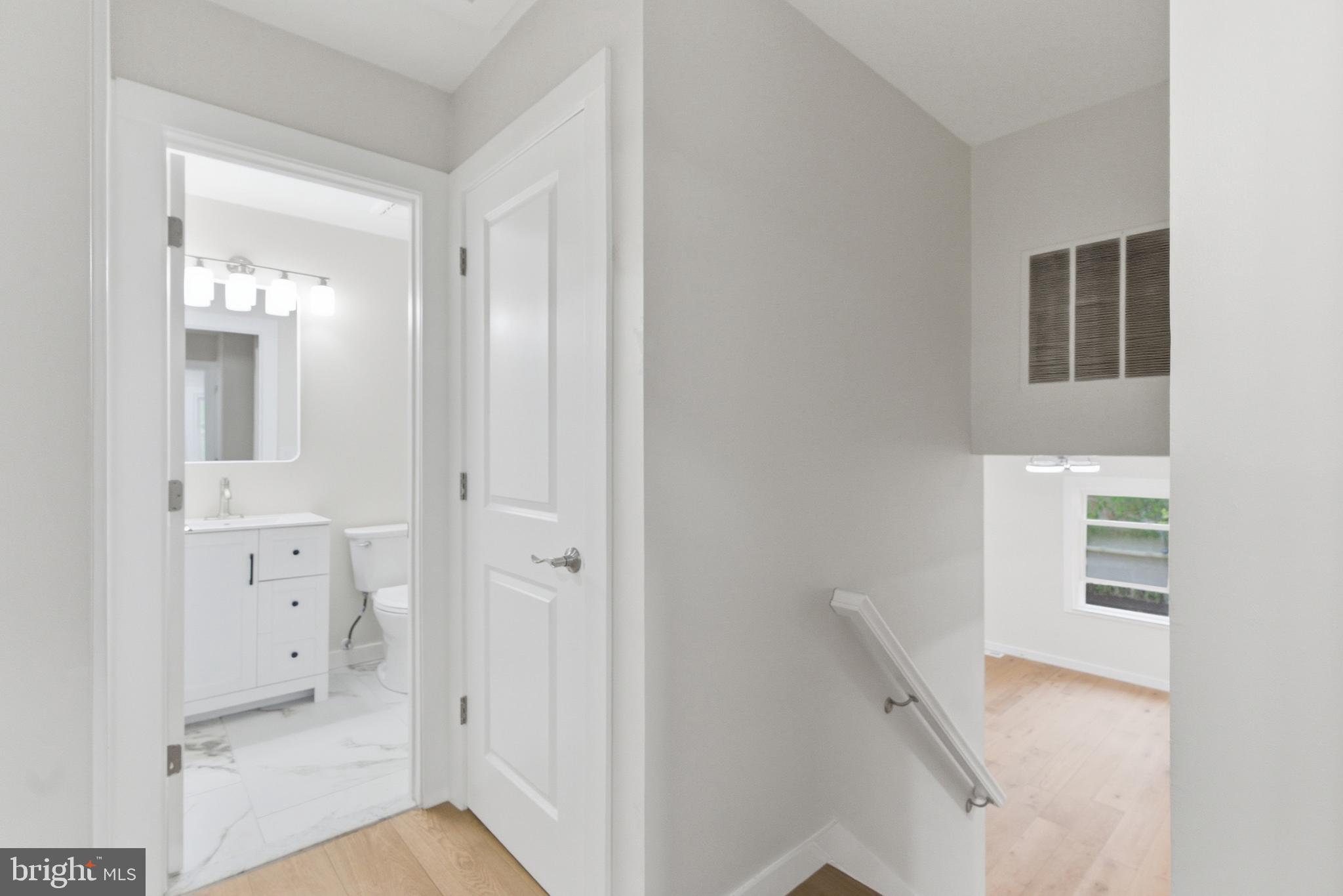 BROOKFIELD - Residential