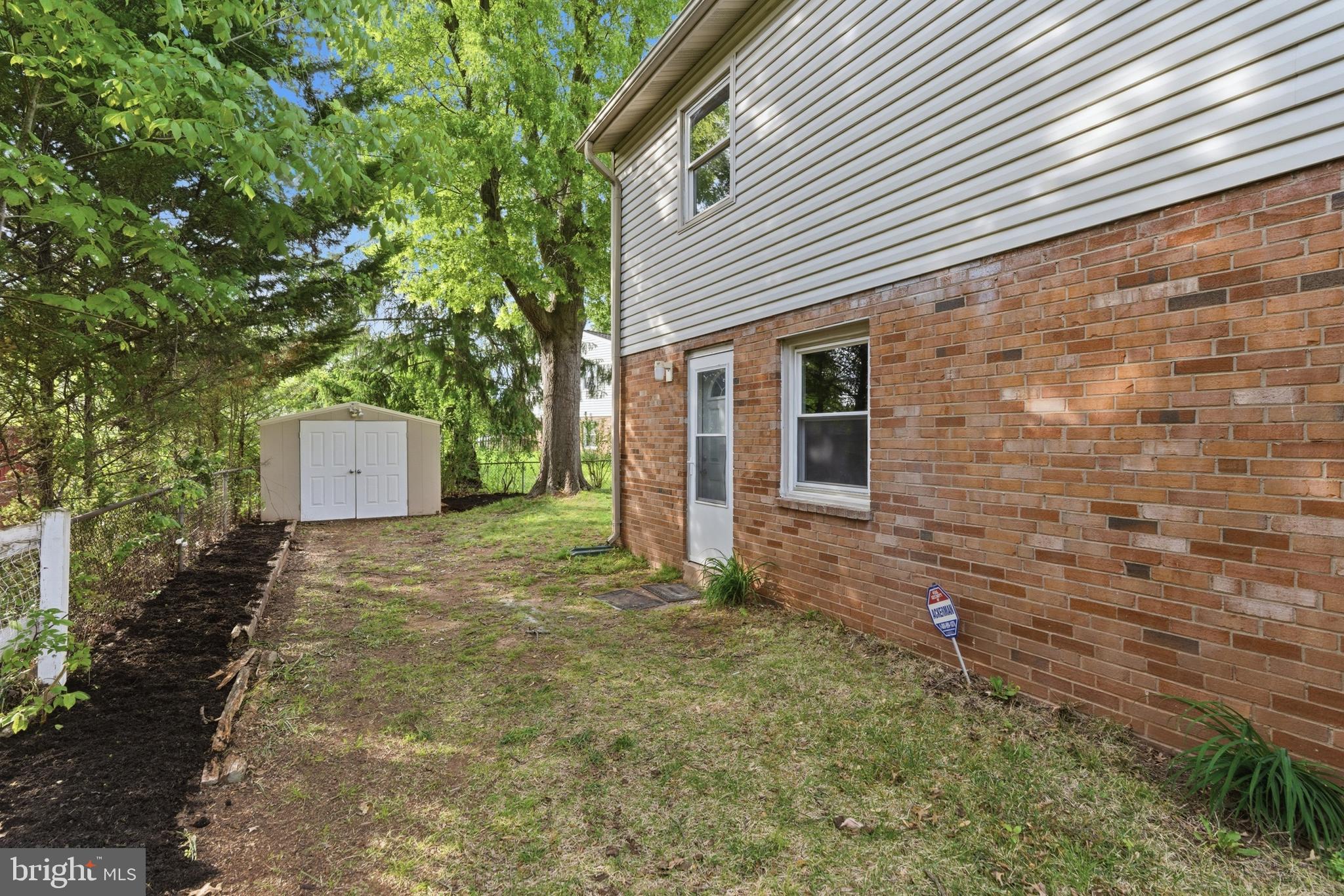 BROOKFIELD - Residential