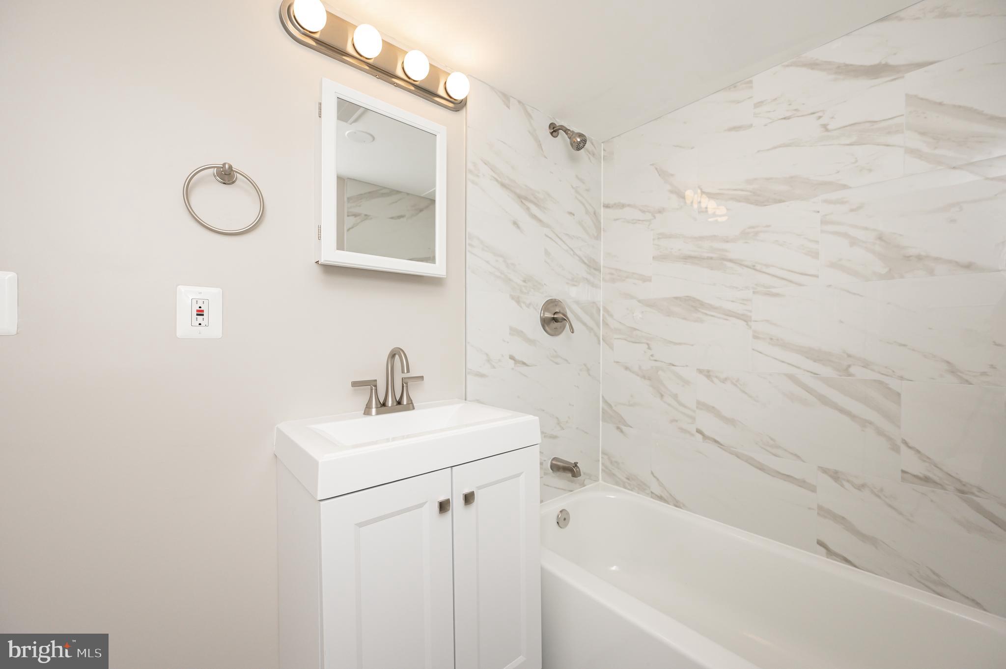 PARKVILLE - Residential