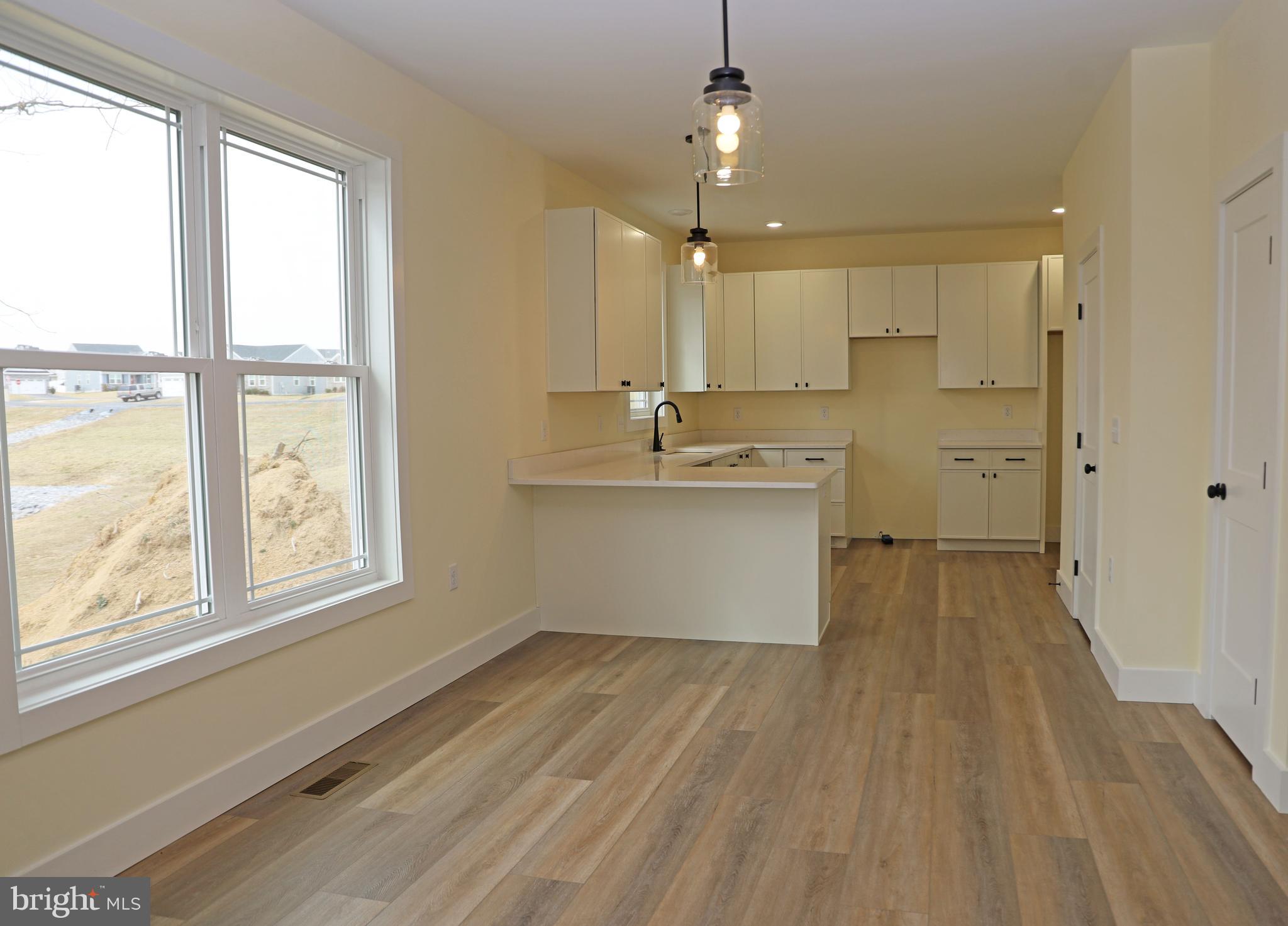 SOUTH BROOK - Residential