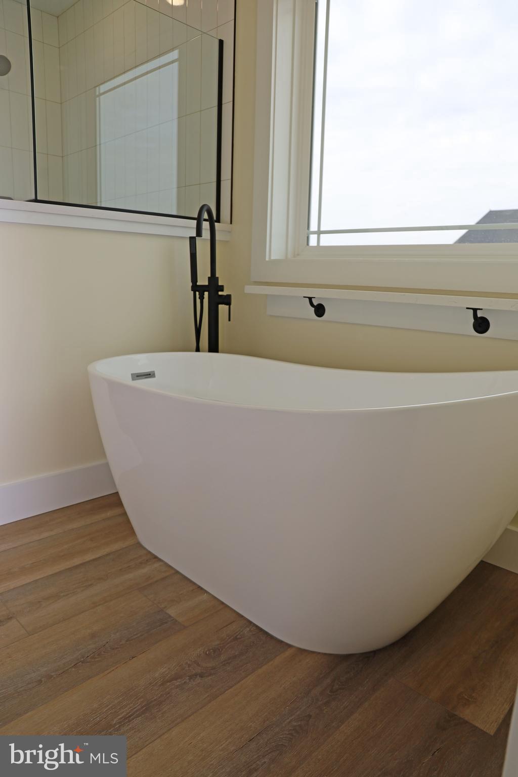 SOUTH BROOK - Residential