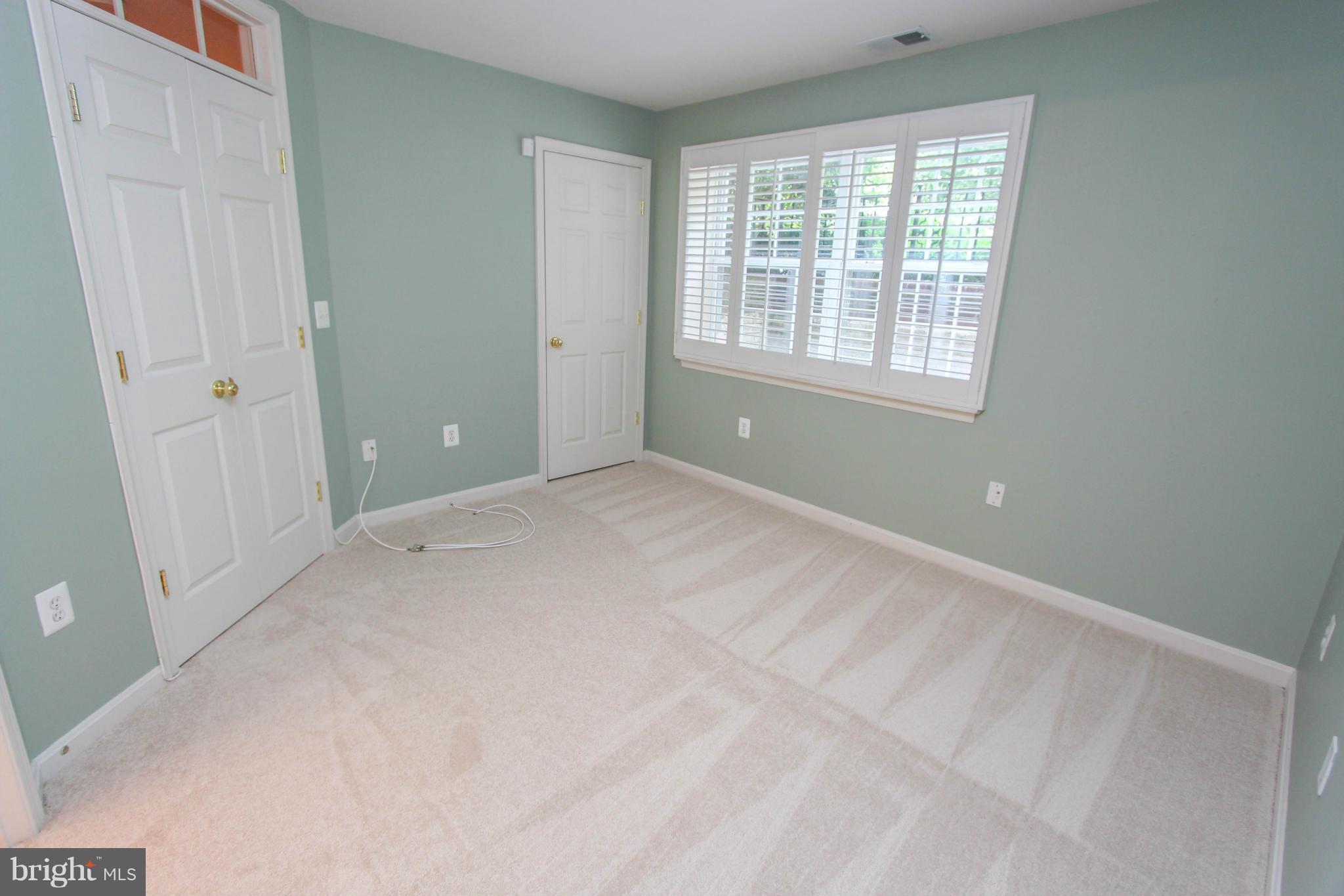 OLD TOWN GREENS - Residential