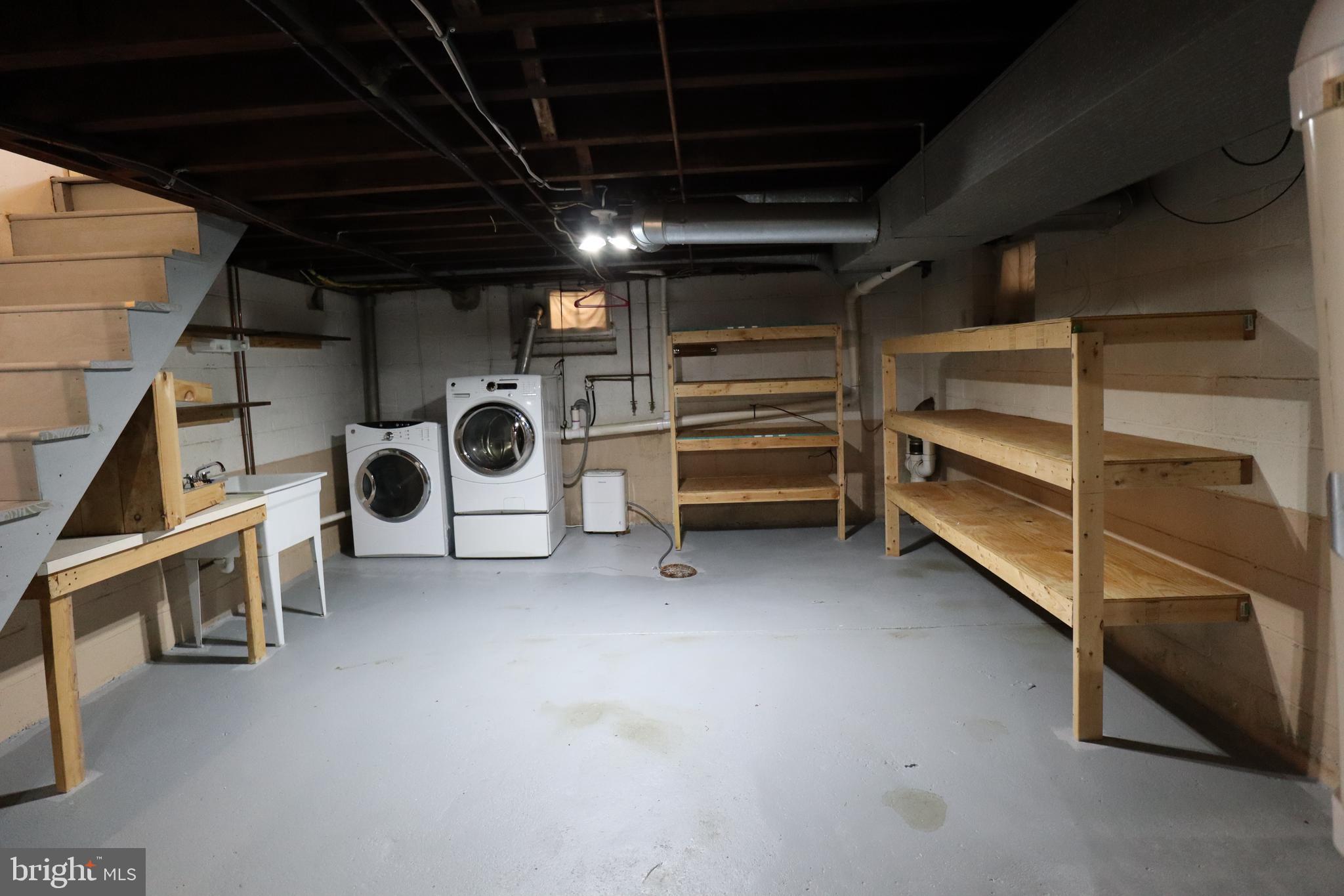 WEST END LANCASTER - Residential