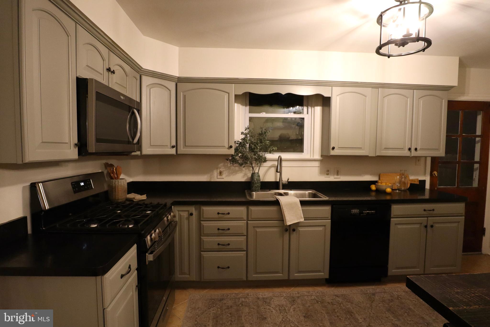 WEST END LANCASTER - Residential