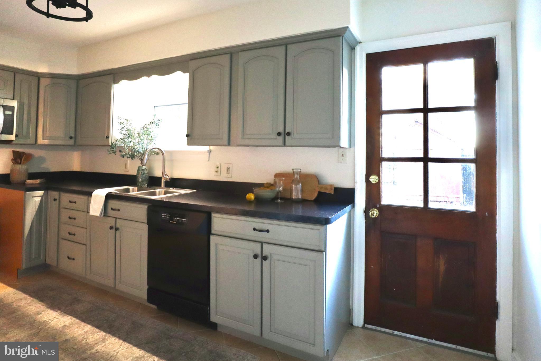 WEST END LANCASTER - Residential