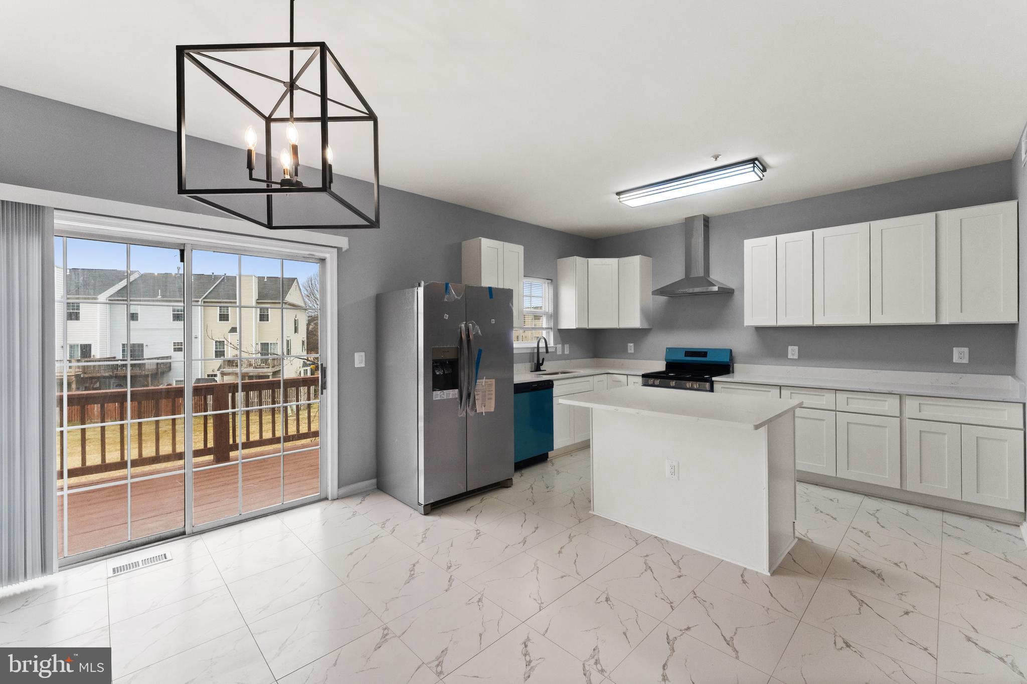 CROFTON VILLAGE - Residential