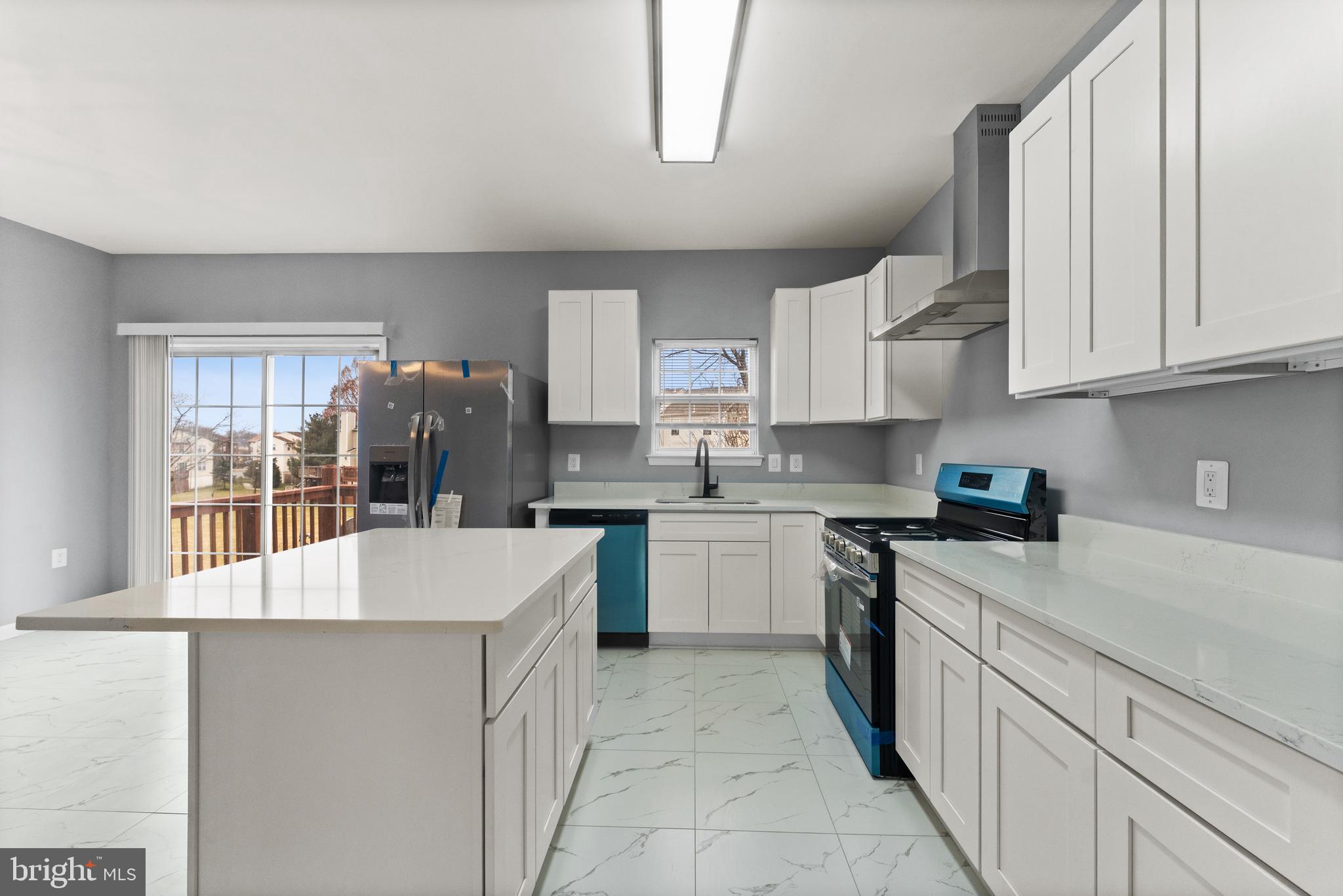 CROFTON VILLAGE - Residential