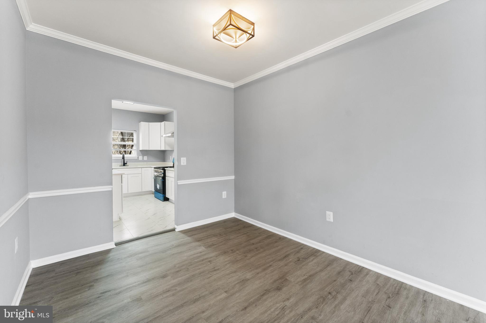 CROFTON VILLAGE - Residential