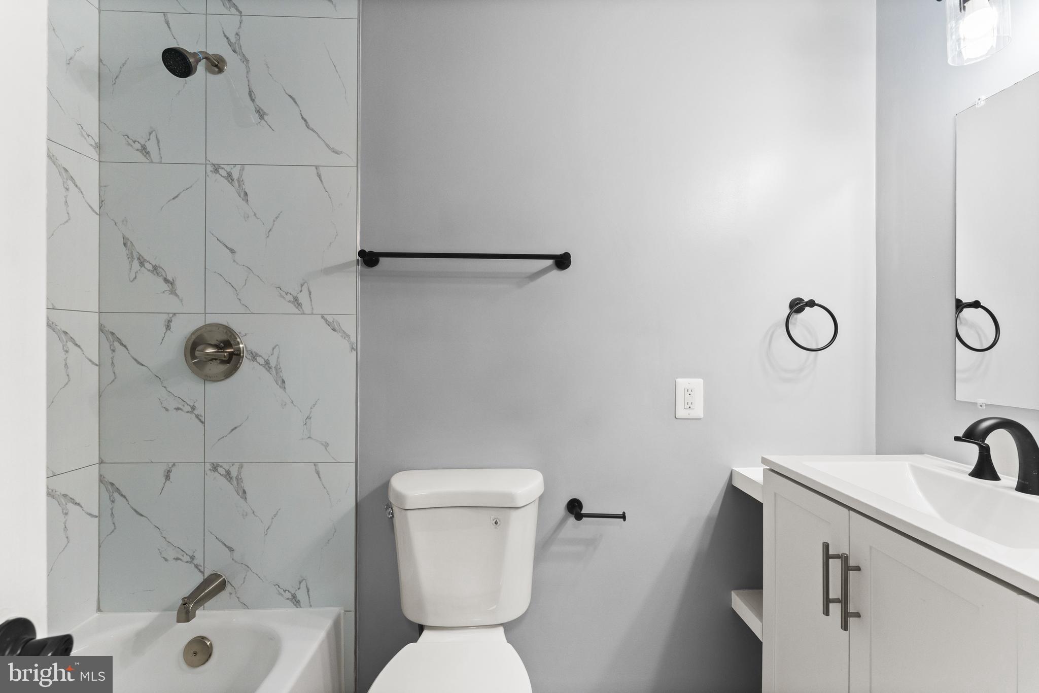 CROFTON VILLAGE - Residential