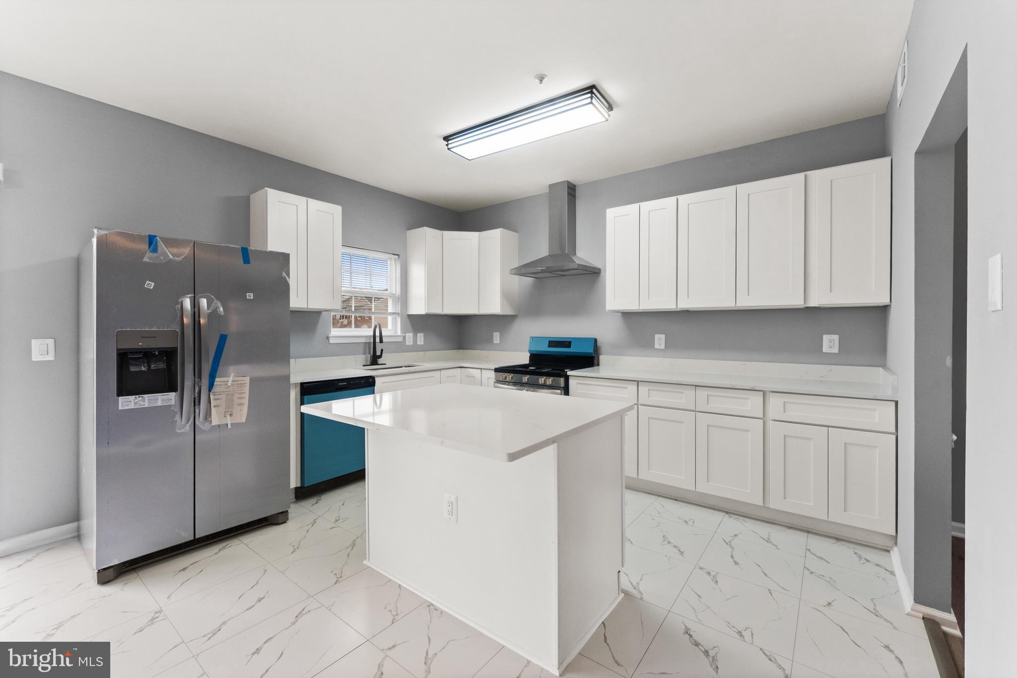 CROFTON VILLAGE - Residential