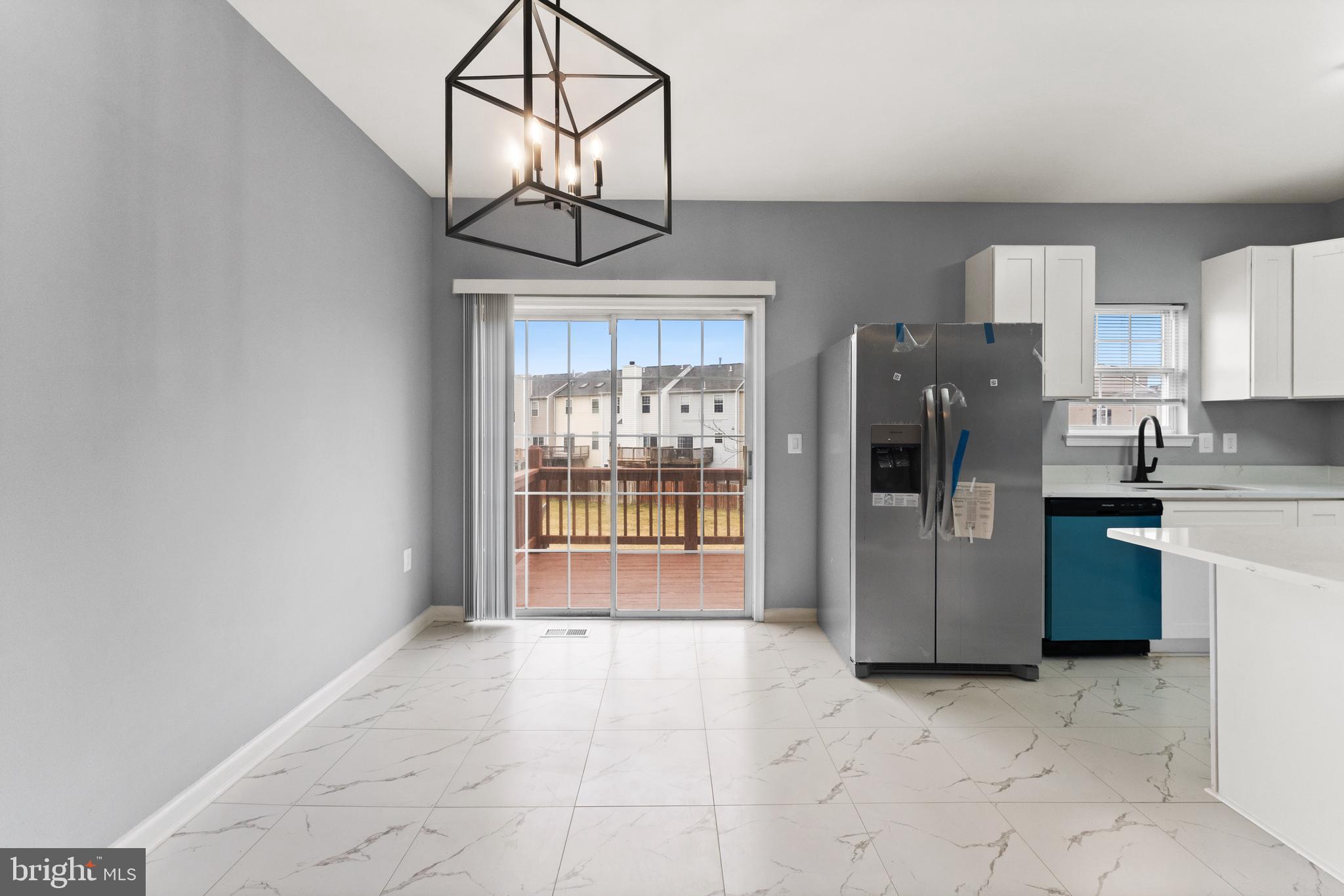 CROFTON VILLAGE - Residential