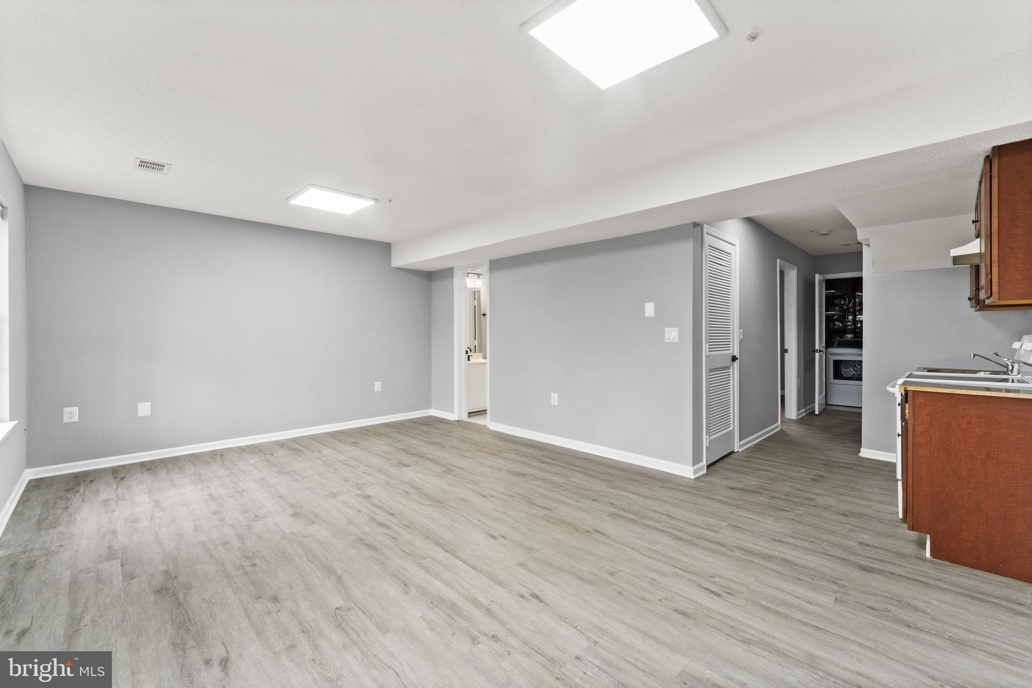 CROFTON VILLAGE - Residential