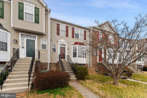 Photo of 2538 Selkirk Court, CROFTON, MD 21114 (MLS # MDAA2134128)